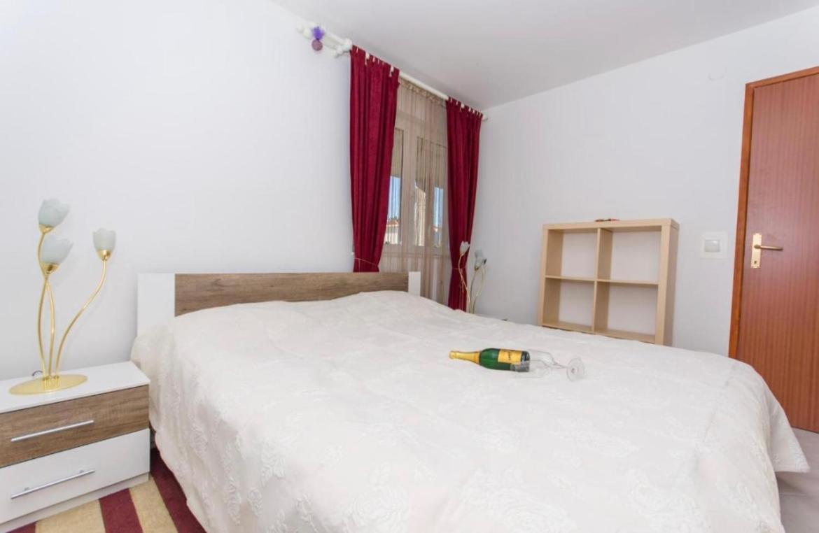 Toma Apartment Kastela