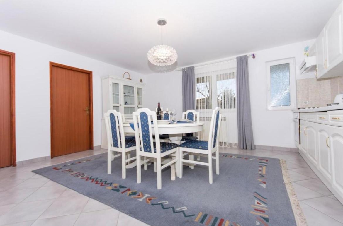 Apartment Toma Kastela