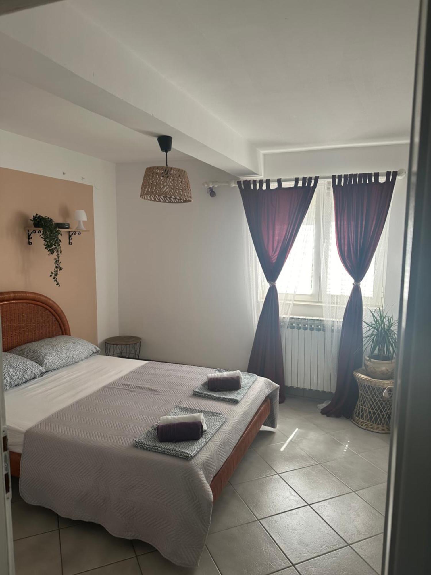Toma Apartment *